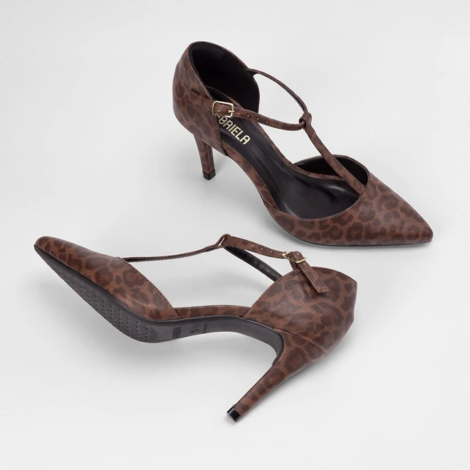 Scarpin Gabriela Salto Alto Fino Detalhe Tira Onça