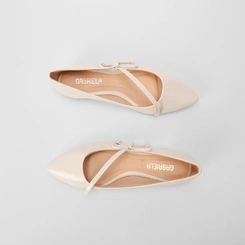 Sapatilha Gabriela Detalhe Laço Lateral Off White