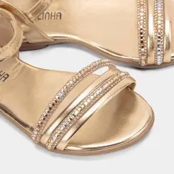 Sandália Rasteira Infantil Gabrielinha Metalizada Detalhe Strass Ouro
