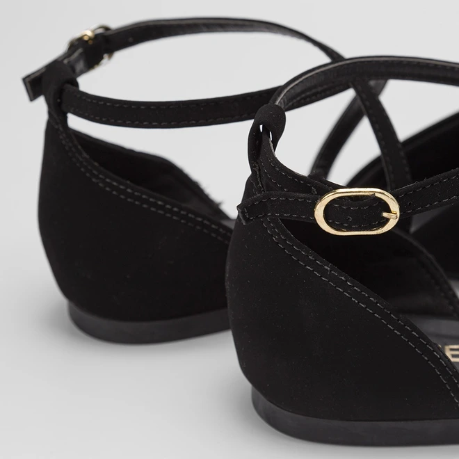 Sapatilha Feminina Gabriela Detalhe Fivela Nobuck Preto