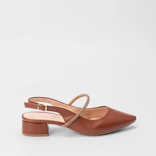 Scarpin Slingback Gabriela Detalhe Tira Strass Caramelo