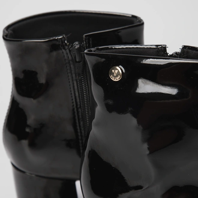 Ankle Boot Via Uno Básica Salto Bloco Verniz Preto