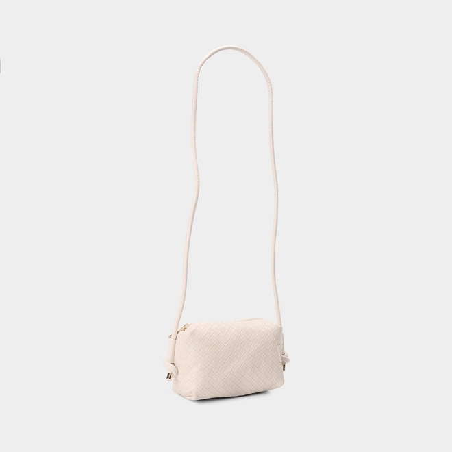 Bolsa Transversal Penélope Tressê Detalhe Alça Nó Off White