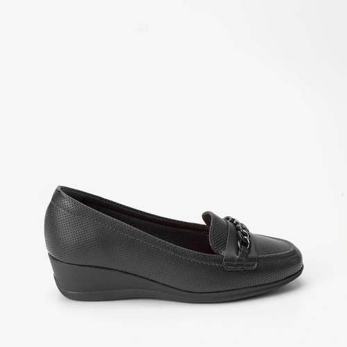 Mocassim Modare Ultraconforto Anabela Detalhe Perfuros & Corrente Preto