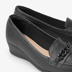 Mocassim Modare Ultraconforto Anabela Detalhe Perfuros & Corrente Preto