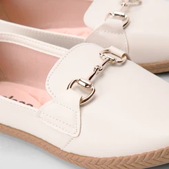 Sapatilha Alpargata Moleca Detalhe Fivela Off White