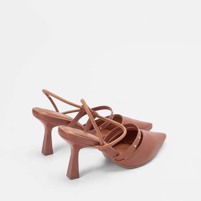 Scarpin Slingback Bebecê Tira Detalhada Caramelo
