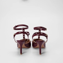 Scarpin Slingback Gabriela Salto Fino Tachas & Pedrarias Vinho