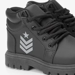 Bota Coturno Infantil Vertus Detalhe Lateral Preto