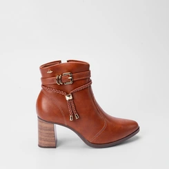 Ankle Boot Dakota Detalhe Fivela & Tressê Caramelo