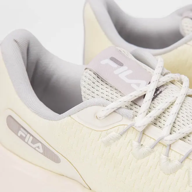 Tênis Fila Step Esportivo Feminino Chunky Off White