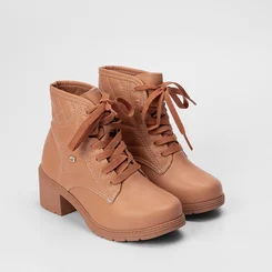 Bota Coturno Infantil Pink Cats Tratorado Caramelo