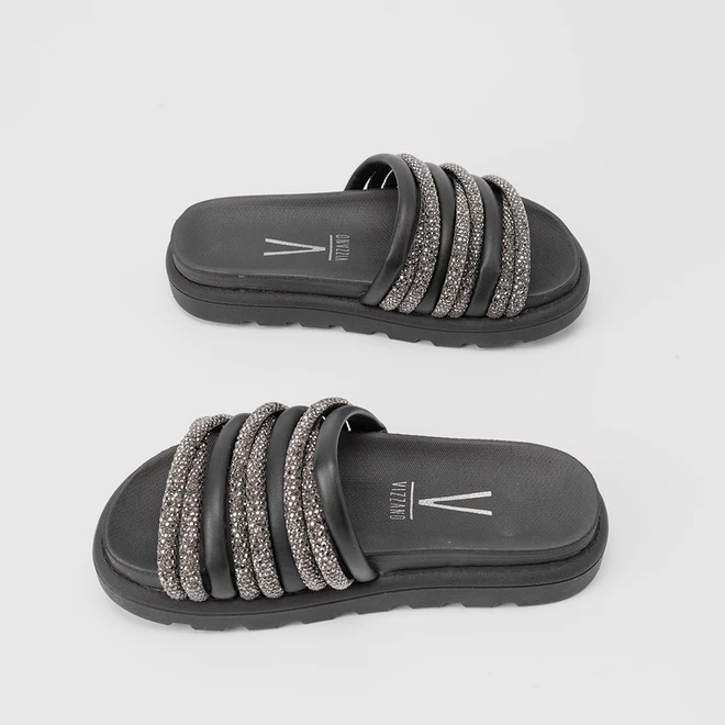 Tamanco Flat Vizzano Tiras Entrelaçadas Strass Preto