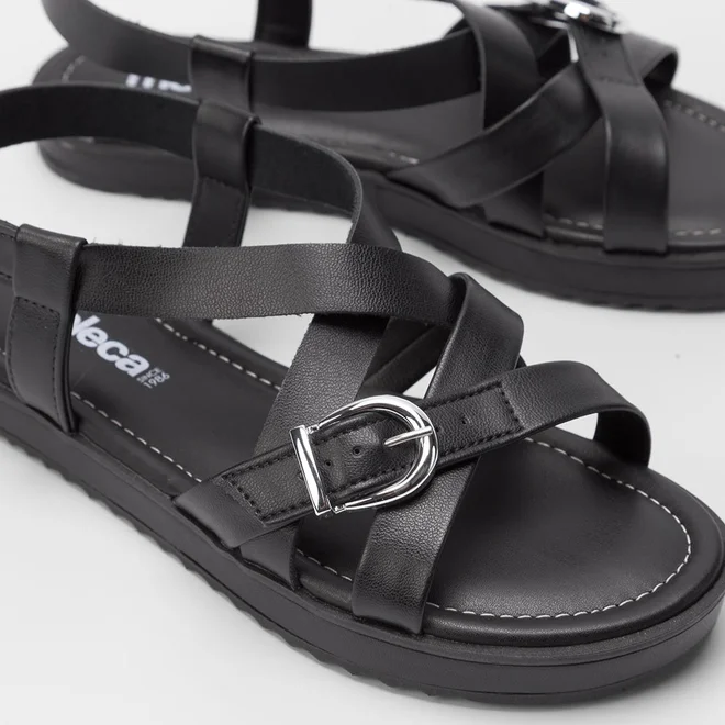 Sandália Papete Moleca Tiras Cruzadas Preto