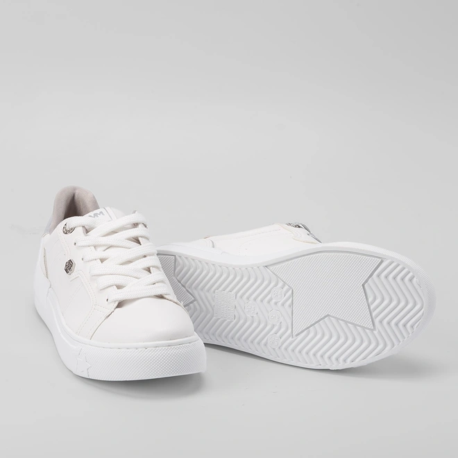 Tênis Via Marte Feminino Recortes Ilhós Strass Prata & Branco