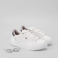 Tênis Via Marte Feminino Recortes Ilhós Strass Prata & Branco