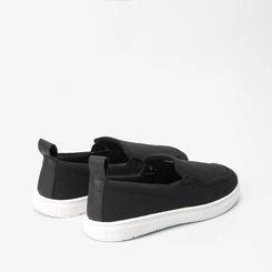 Slip On Woche Básico Preto