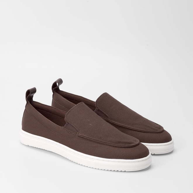 Slip On Woche Básico Marrom