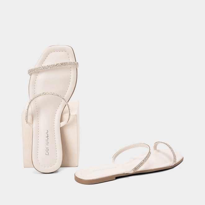 Rasteira Feminina Penélope Tiras Slim Strass Off White