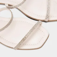 Rasteira Feminina Penélope Tiras Slim Strass Off White