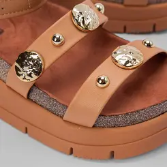 Sandália Flatform Moleca Aplicação Esferas Caramelo