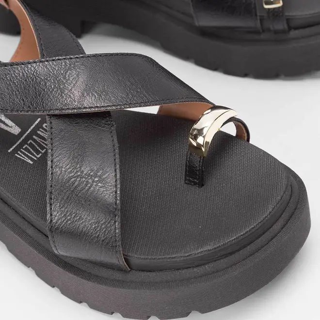Sandália Vizzano Plataforma Tiras Cruzadas Bold Preto