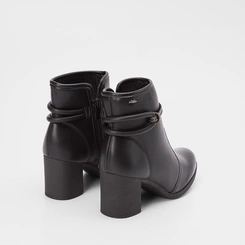 Ankle Boot Dakota Salto Bloco Tira Dulpa Strass Preto