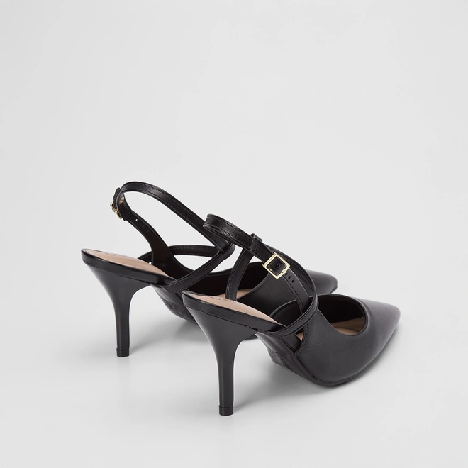 Scarpin Slingback Beira Rio Salto Fino Fivelas Preto
