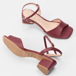 Sandália Feminina Penélope Salto Geométrico Decote Vinho