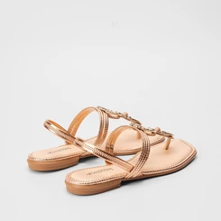 Sandália Rasteira Tira em T Enfeite Rose Gold