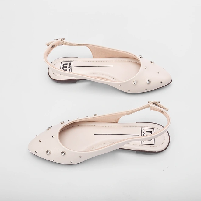 Sapatilha Slingback Moleca Rebite & Strass Off White