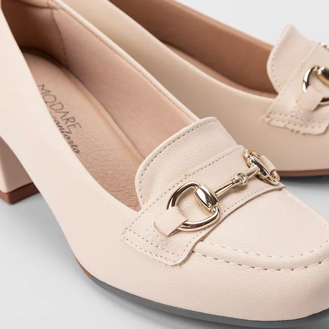 Mocassim Modare Ultraconforto Salto Geométrico Fivela Texturizado Off White