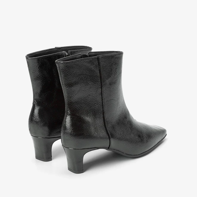 Ankle Boot Gabriela Salto Reto Texturizada Preto
