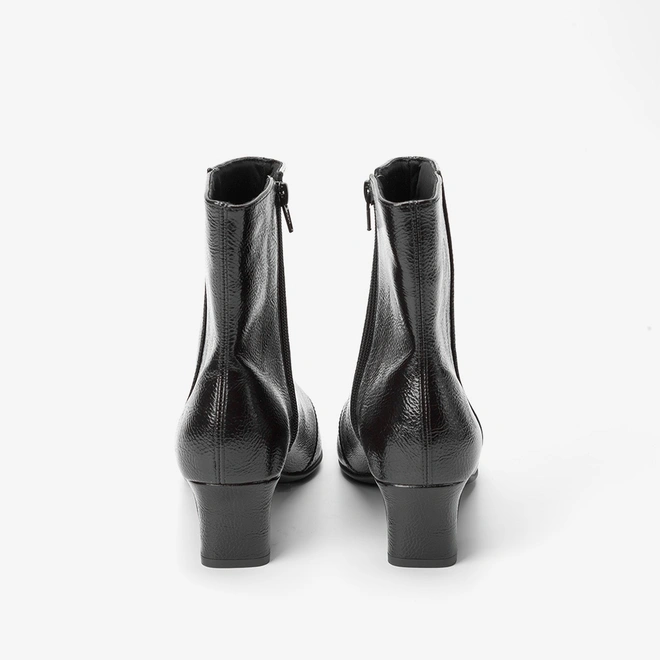 Ankle Boot Gabriela Salto Reto Texturizada Preto