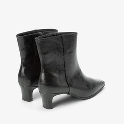 Ankle Boot Gabriela Salto Reto Texturizada Preto