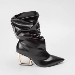 Bota Slouchy Feminina Gabriela Drapeado Cano Médio Salto Estilizado Preto