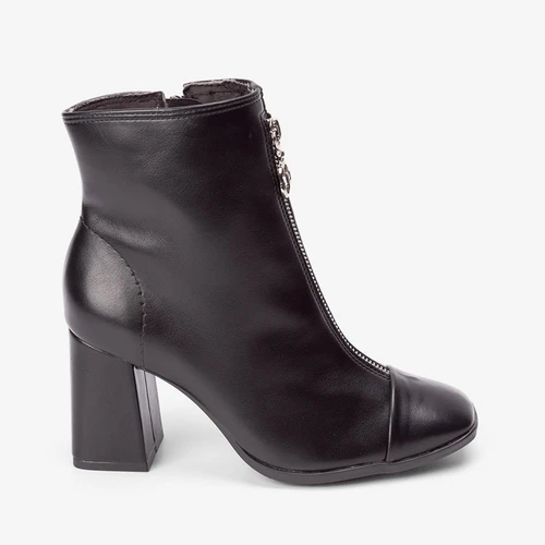 Ankle Boot Gabriela Detalhe Ziper Frontal Preto