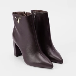 Ankle Boot Via Marte Couro Logo Lateral Marrom