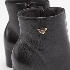 Ankle Boot Via Marte Couro Detalhe Lateral Preto