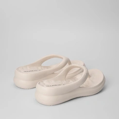 Chinelo Piccadilly Marshmallow Anabela Off White