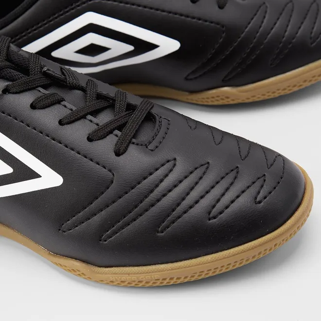 Chuteira Futsal Umbro Detalhe Pespontos Preto