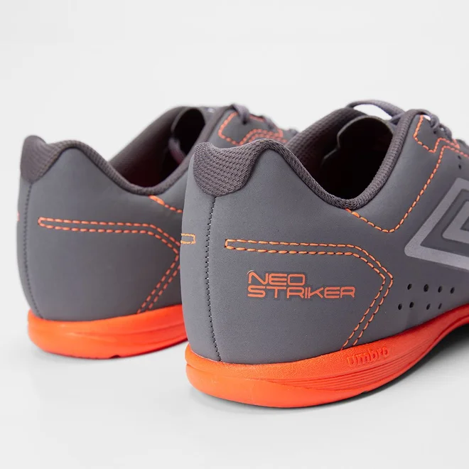 Chuteira Futsal Umbro Neo Striker Laranja & Cinza