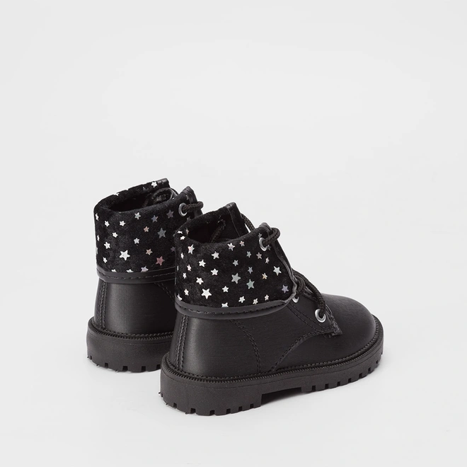 Bota Coturno Bebê Molekinha Dobrável Detalhe Estrela Peluciada Preto