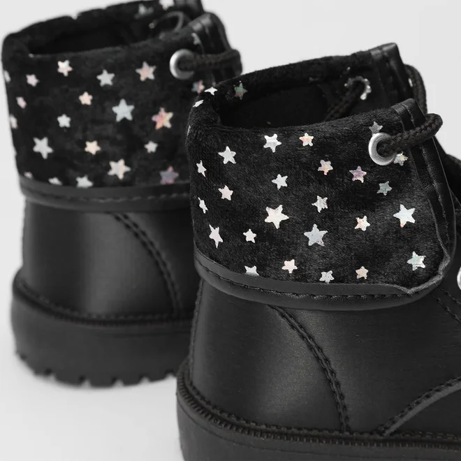 Bota Coturno Bebê Molekinha Dobrável Detalhe Estrela Peluciada Preto