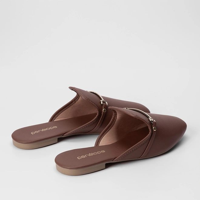 Mule Penélope Detalhe Fivela Marrom