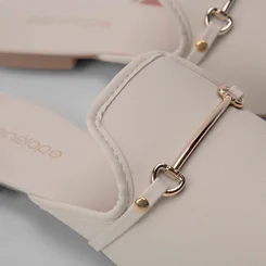 Mule Penélope Fivela Slim Off White