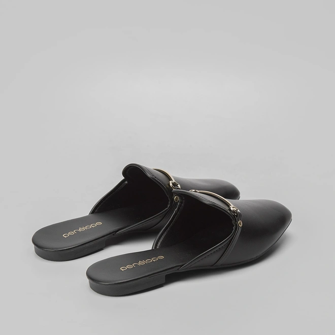 Mule Penélope Fivela Slim Preto