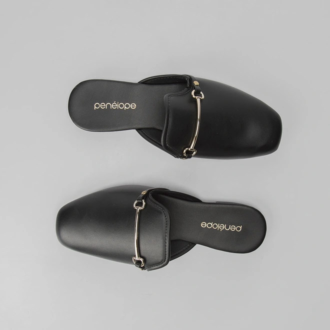 Mule Penélope Fivela Slim Preto
