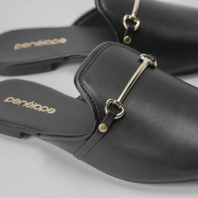 Mule Penélope Fivela Slim Preto