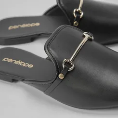 Mule Penélope Fivela Slim Preto